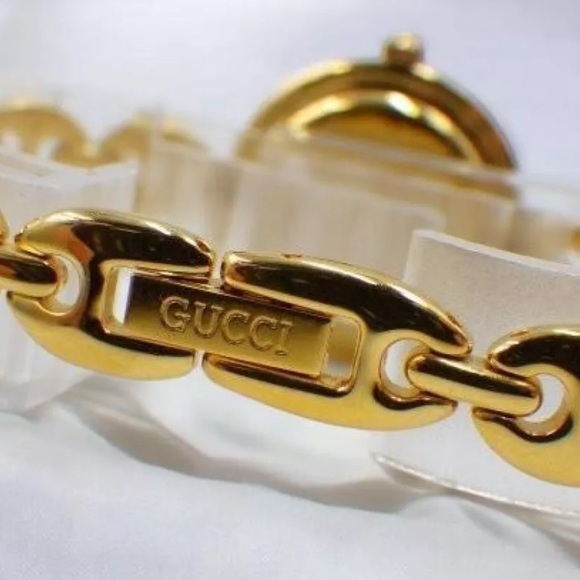Gorgeous 14k Gold Plated GUCCI Luxury Watch 🌸 - Picture 5 of 7